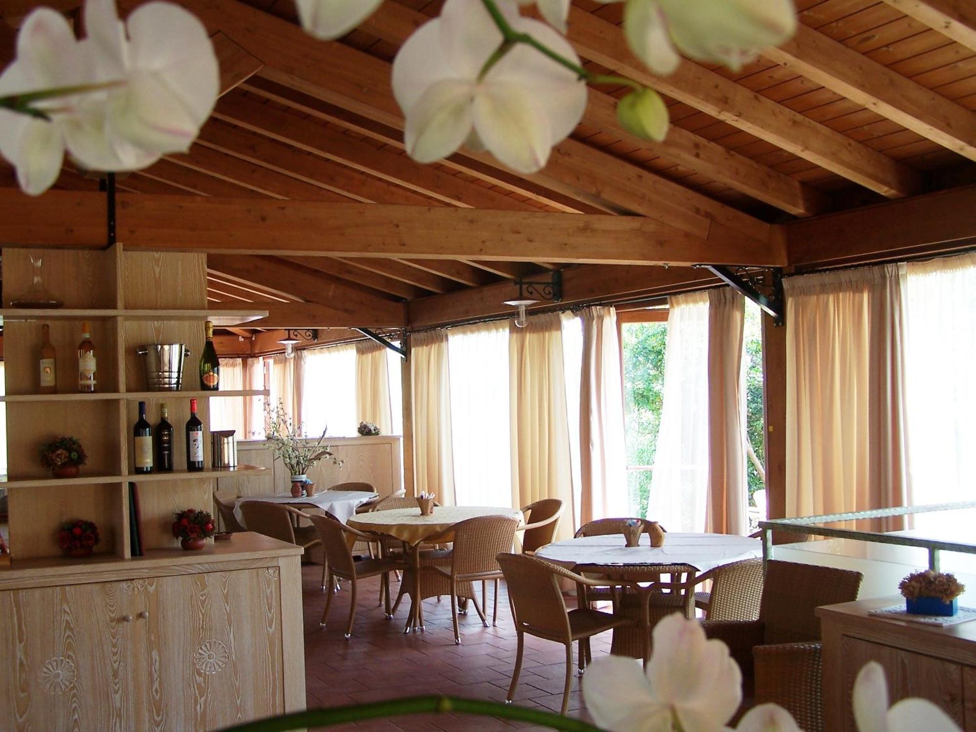Hotel Club Ragno D'Oro Olbia Tempio エクステリア 写真